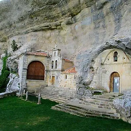 Rural Valtarranz Hotel